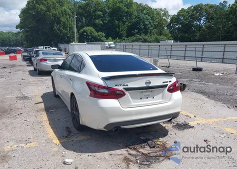 2018 Nissan Altima 2.5 Sr from USA, damaged, VIN 1N4AL3AP8JC210781